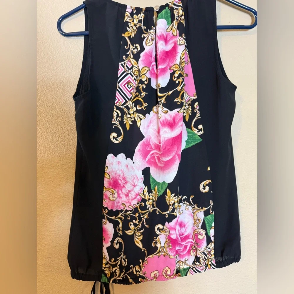Floral Black and Pink Women's Top size XS - Picture 9 of 9